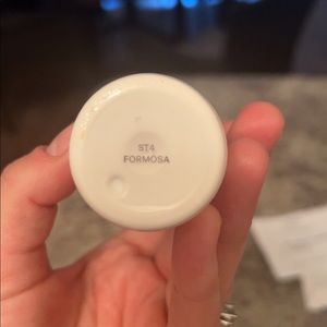 Ilia Super tinted Serum! Used only once! Not the right color for me!